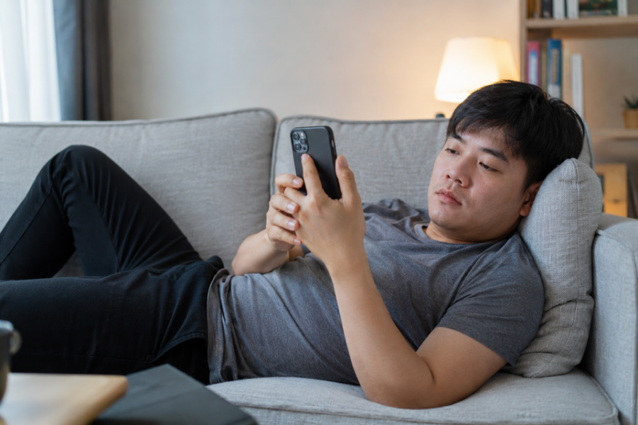Tại Sao Công Nghệ Hiện Đại Khiến Con Người Trở Nên Vô Vị?