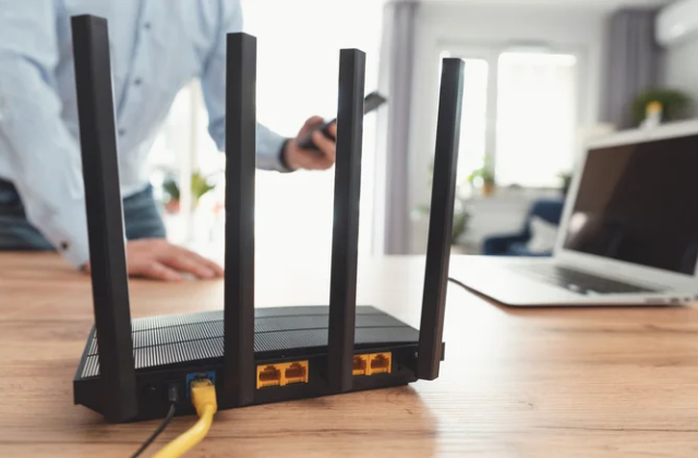 Tại Sao Nên Tránh Sử Dụng Bộ Định Tuyến Của Nhà Mạng Trong Kết Nối Internet?