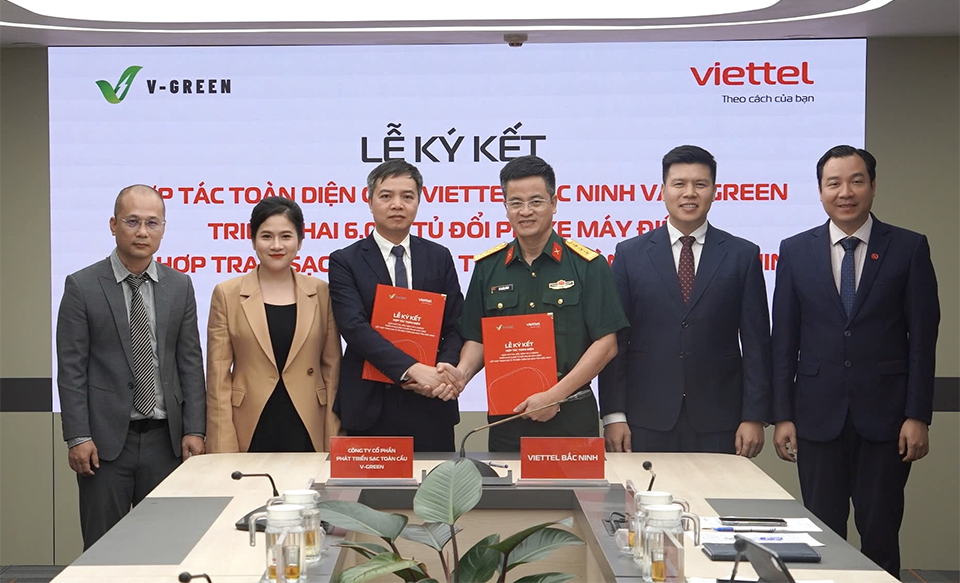 Viettel Triển Khai Hệ Thống Tủ Đổi Pin Xe Điện Tại Bắc Ninh