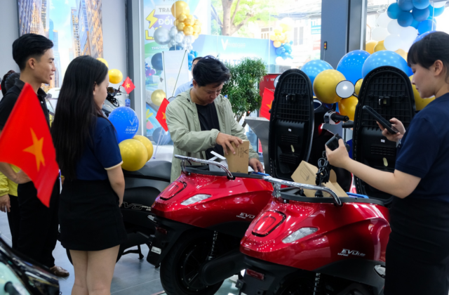 VinFast Khai Trương Showroom EV-Zone Đẳng Cấp Tại 22 Tỉnh Thành