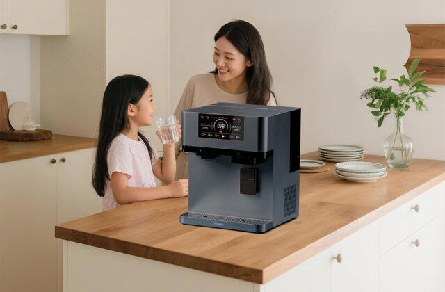 Máy Lọc Nước Để Bàn 5 Trong 1: Giải Pháp Hoàn Hảo Cho Mùa Hè Nóng Bức