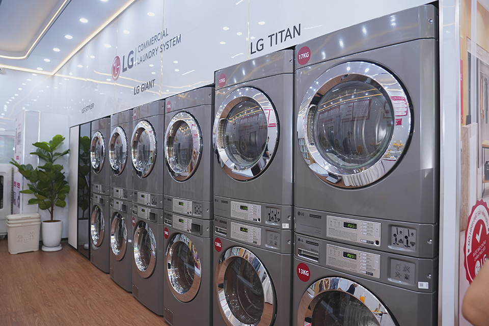 Khám Phá Cửa Hàng Giặt Sấy Thông Minh Đầu Tiên Tại Hà Nội Của LG
