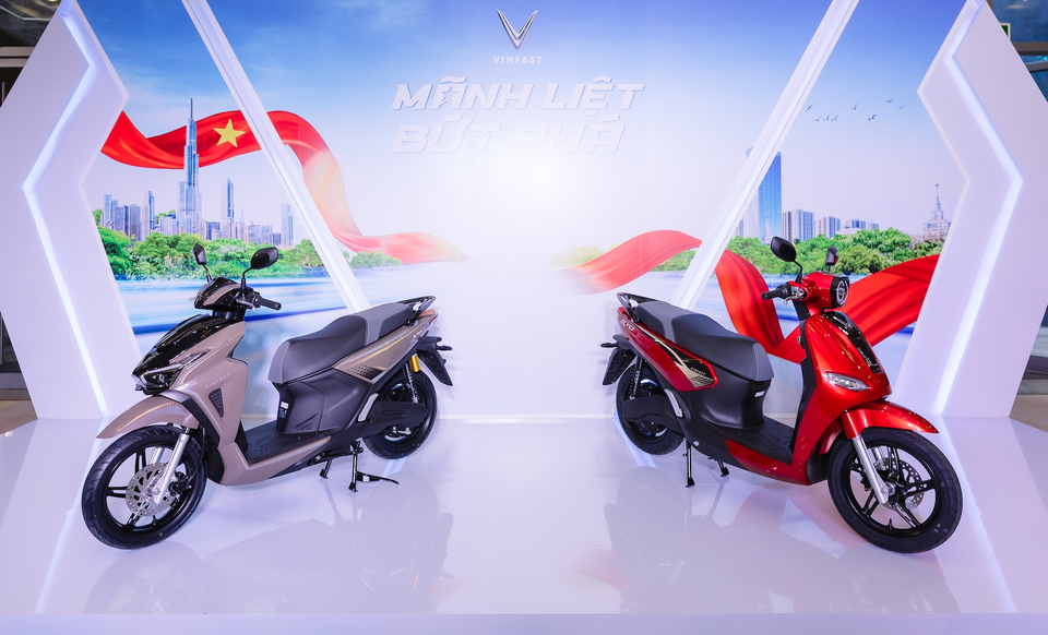 VinFast Ra Mắt Bộ Đôi Xe Máy Điện Mới Với Công Nghệ Tối Tân