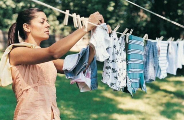 Giải Pháp Để Quần Áo Nhanh Khô Trong Những Ngày Mưa Kéo Dài