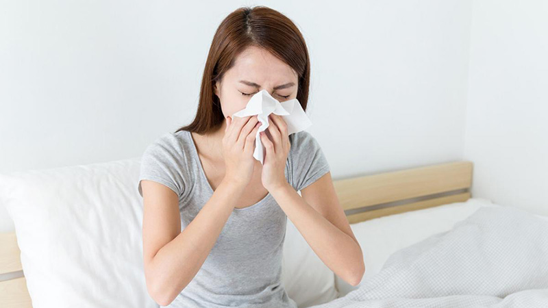 Giải Pháp Để Quần Áo Nhanh Khô Trong Những Ngày Mưa Kéo Dài 2 Quần áo ẩm ảnh hưởng đến đường hô hấp